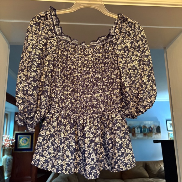 Max Studio Smocked Blue and White Floral Top - Picture 3 of 3